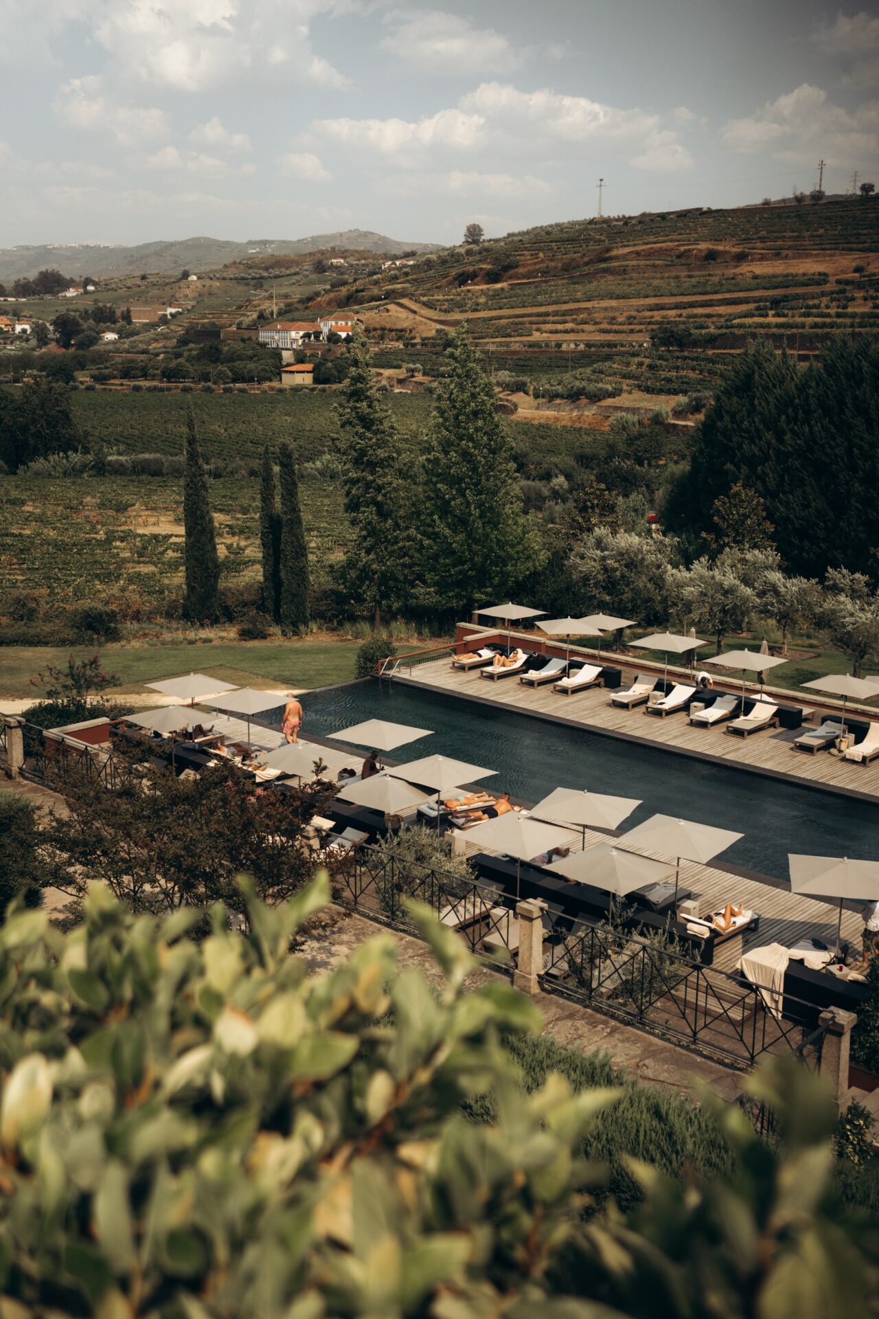 Is it better to stay in Porto or Douro Valley-